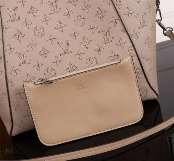 New Arrival L*V Handbag 164