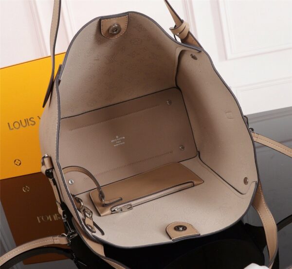 New Arrival L*V Handbag 164