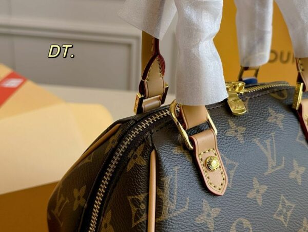 New Arrival LV Handbag L747
