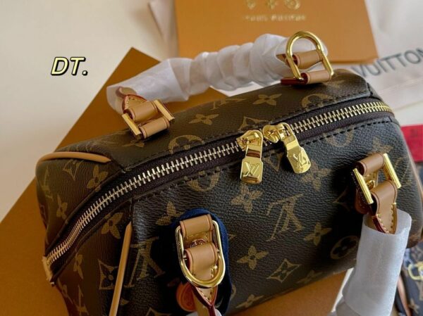 New Arrival LV Handbag L747