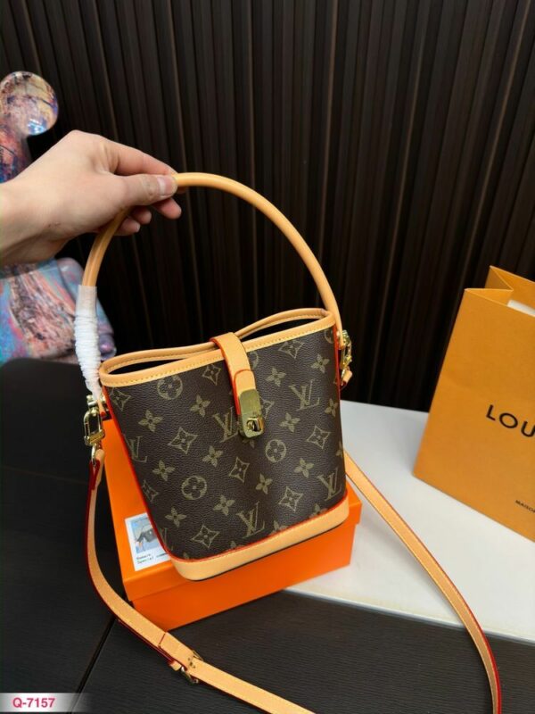 New Arrival LV Handbag L743