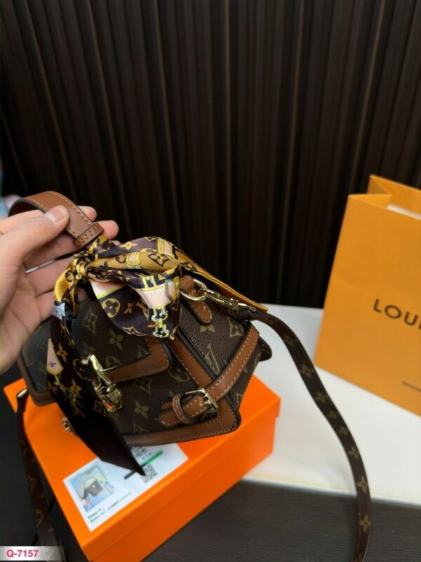 New Arrival LV Handbag L742