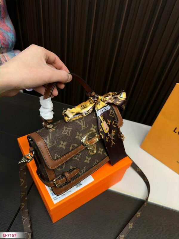 New Arrival LV Handbag L742