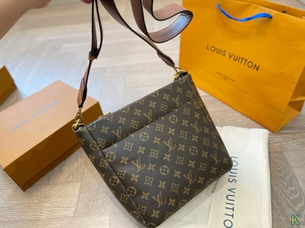 New Arrival LV Handbag L739