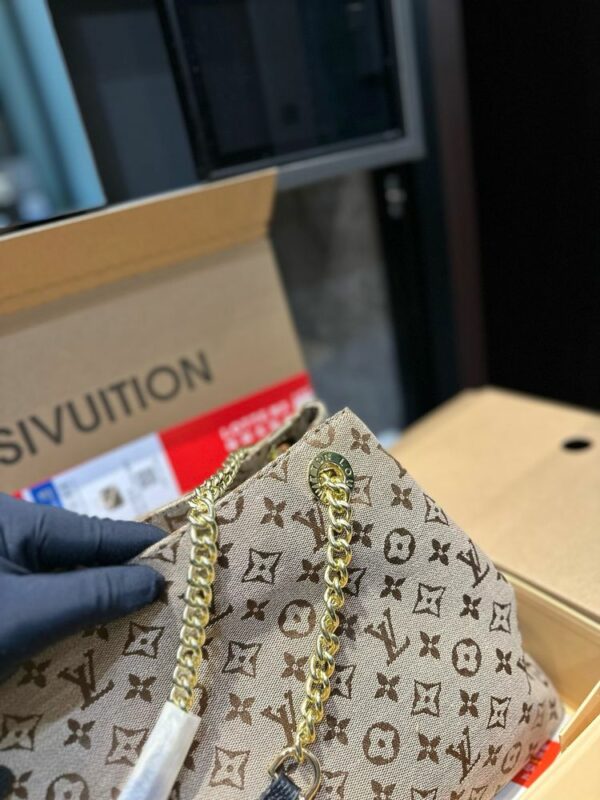 New Arrival LV Handbag L729