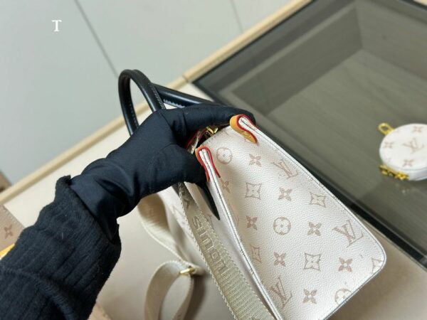 New Arrival LV Handbag L712