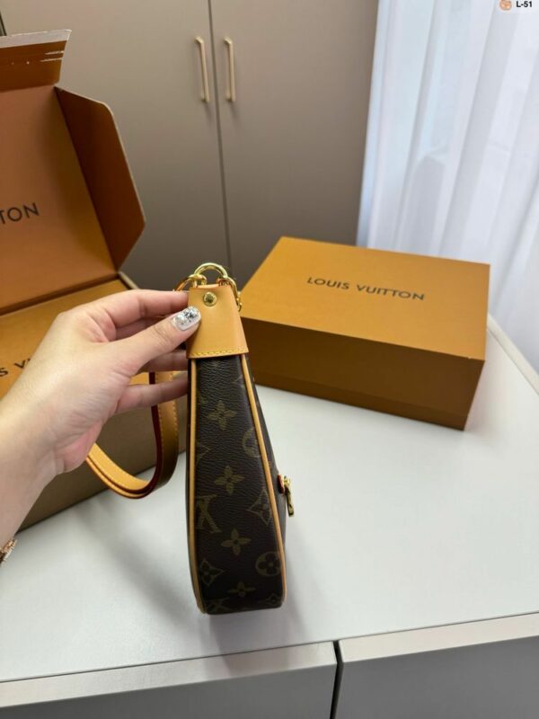New Arrival LV Handbag L704