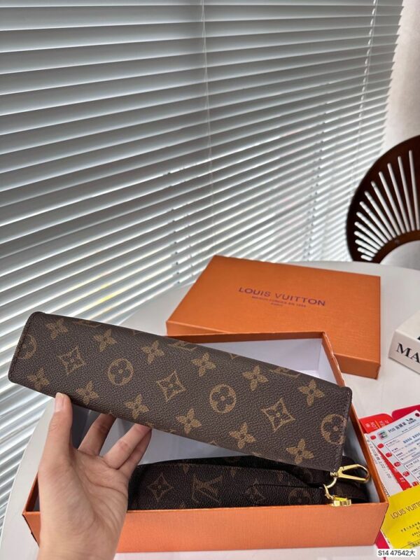 New Arrival LV Handbag L695