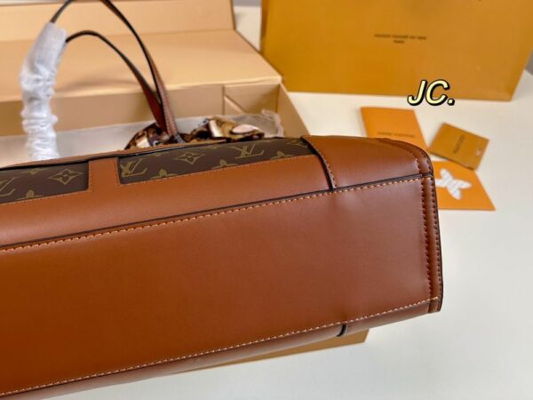 New Arrival LV Handbag L690