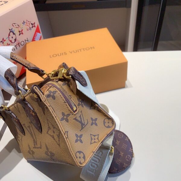New Arrival LV Handbag L685