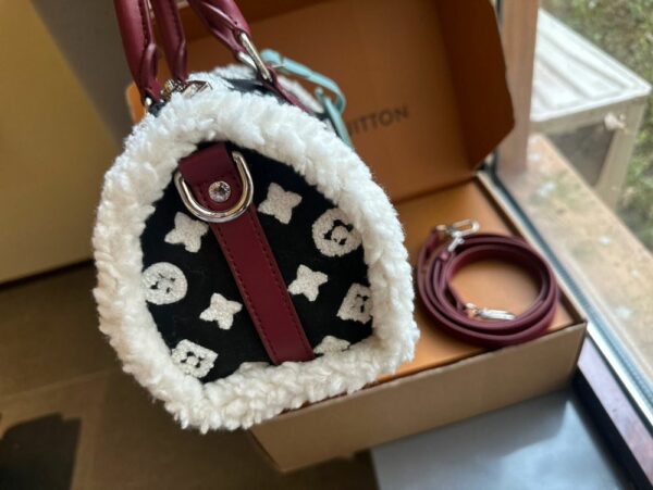 New Arrival LV Handbag L682