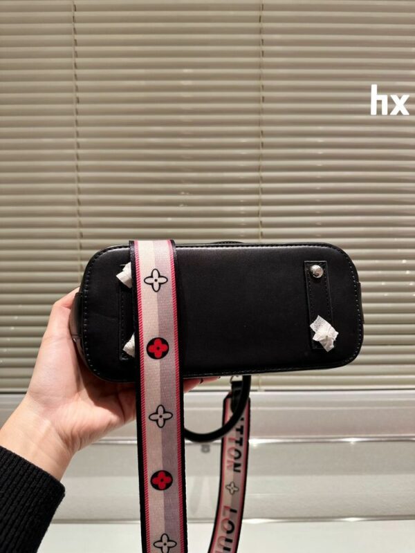 New Arrival LV Handbag L662