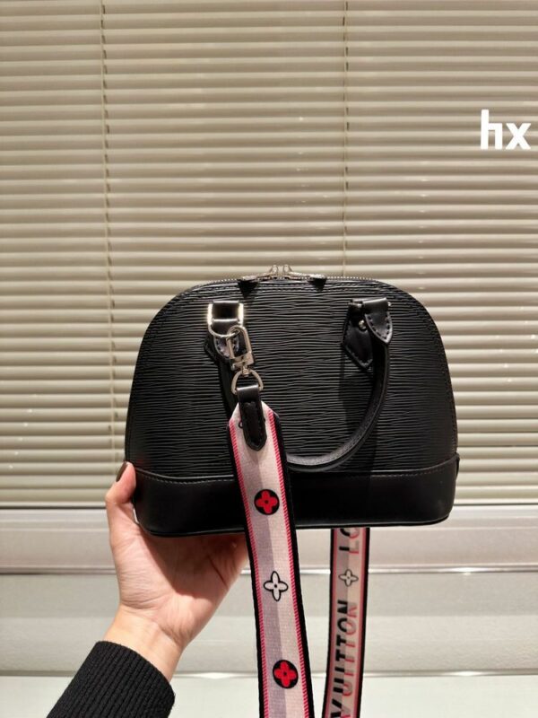 New Arrival LV Handbag L662