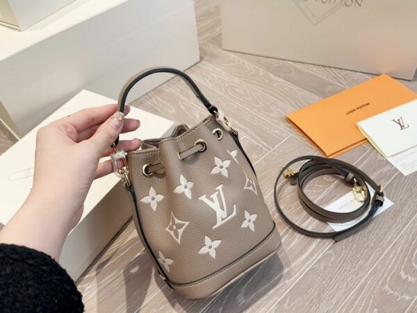 New Arrival LV Handbag L658