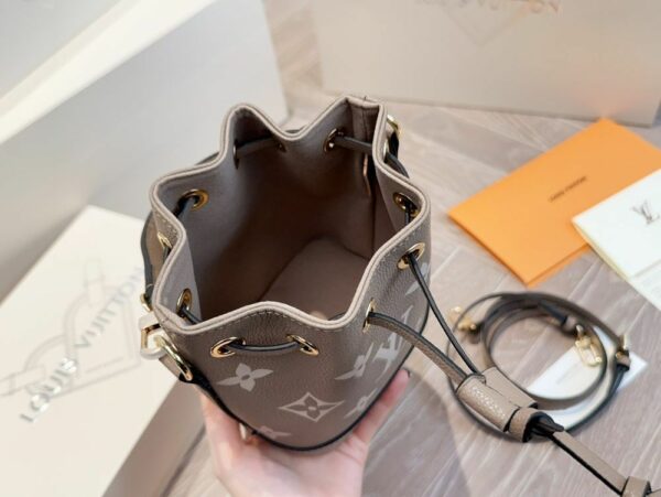 New Arrival LV Handbag L658