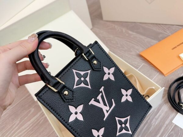 New Arrival LV Handbag L657