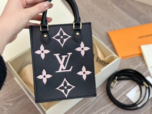 New Arrival LV Handbag L657