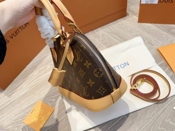 New Arrival LV Handbag L656