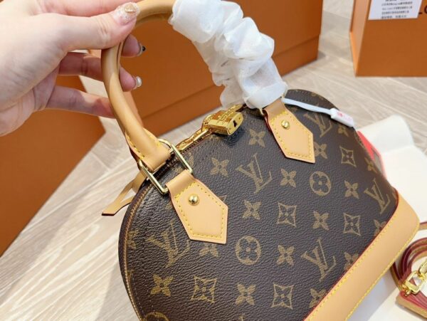 New Arrival LV Handbag L656