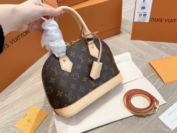 New Arrival LV Handbag L656
