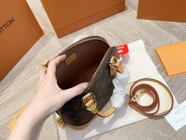 New Arrival LV Handbag L656