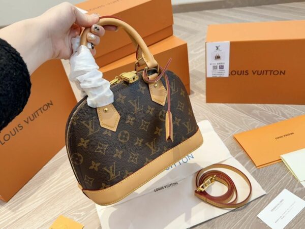 New Arrival LV Handbag L656