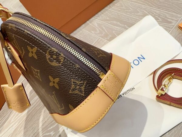 New Arrival LV Handbag L656