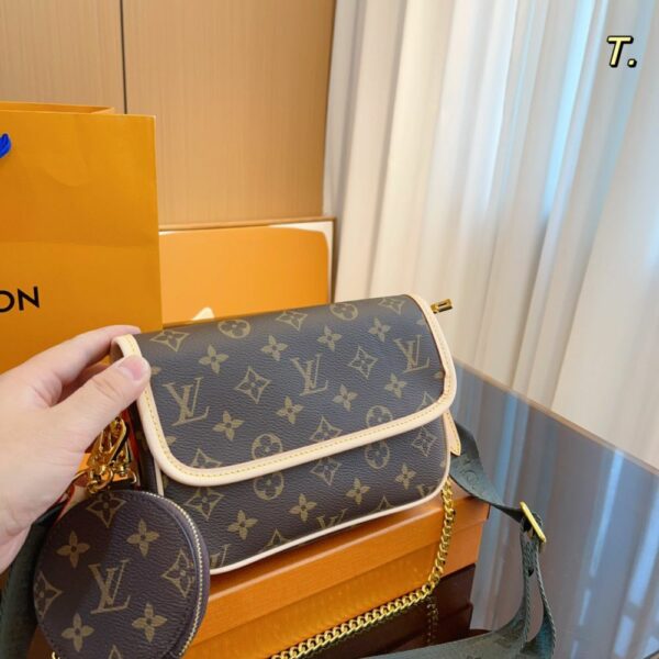 New Arrival LV Handbag L651