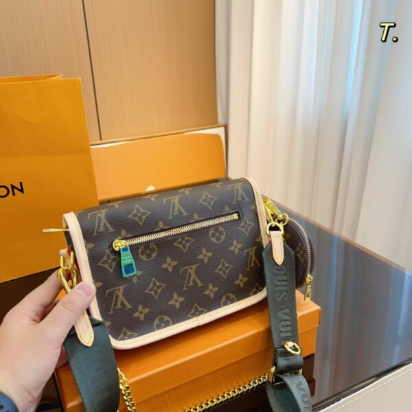 New Arrival LV Handbag L651