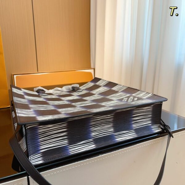 New Arrival LV Handbag L648