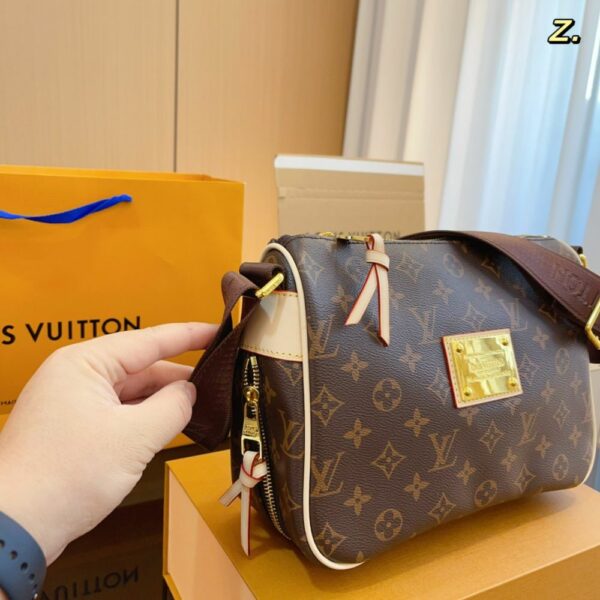 New Arrival LV Handbag L646