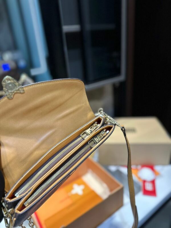 New Arrival LV Handbag L635