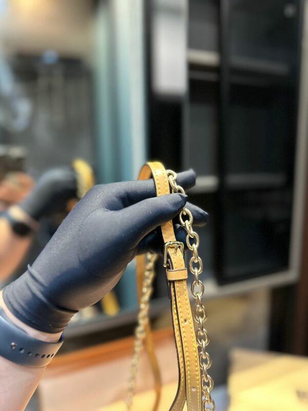 New Arrival LV Handbag L635