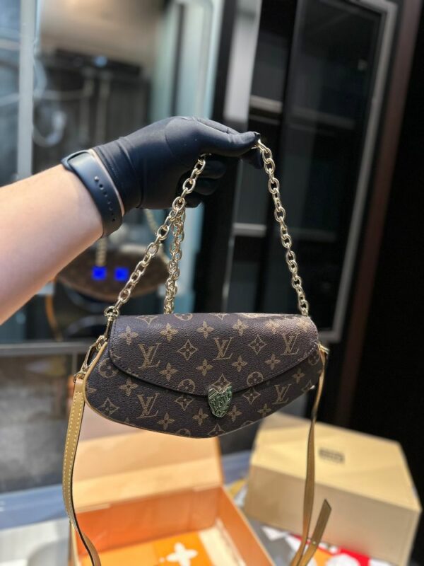 New Arrival LV Handbag L635
