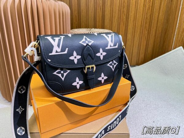 New Arrival LV Handbag L631