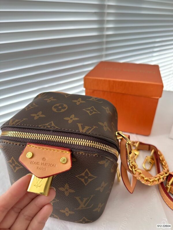 New Arrival LV Handbag L628