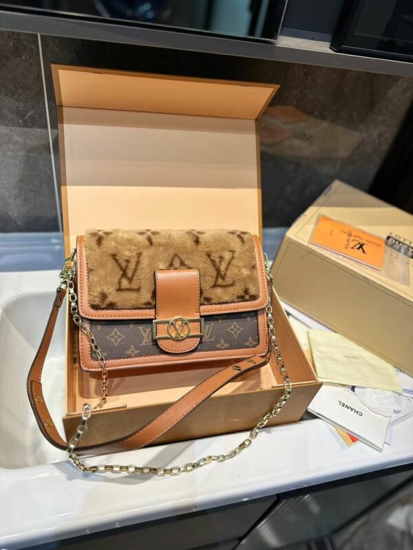 New Arrival LV Handbag L621