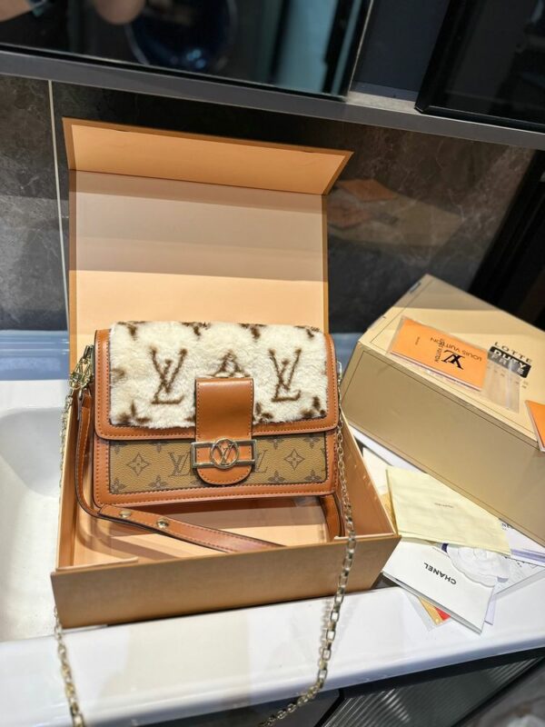 New Arrival LV Handbag L621