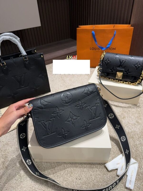 New Arrival LV Handbag L600
