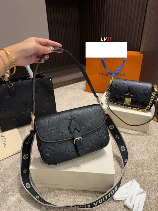 New Arrival LV Handbag L600