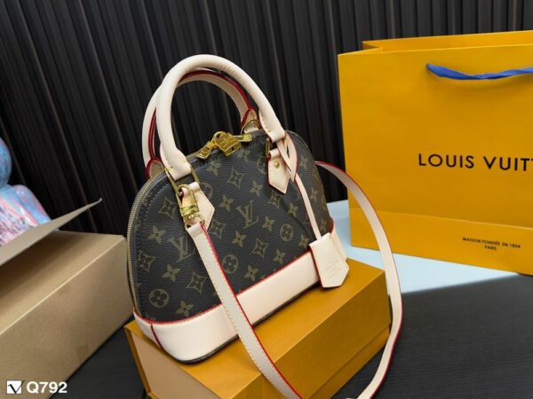 New Arrival LV Handbag L596