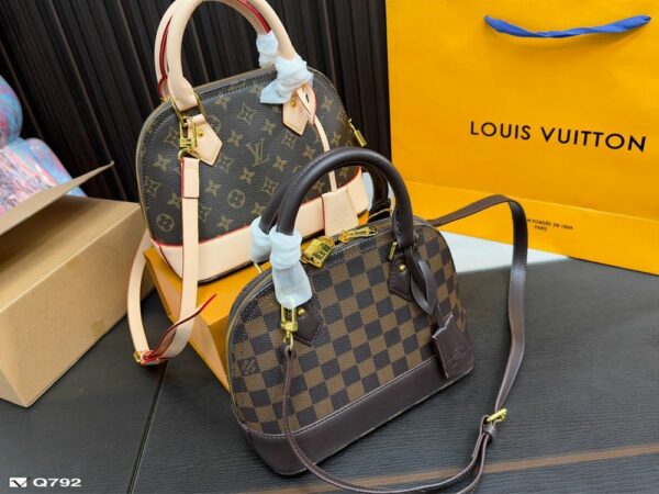 New Arrival LV Handbag L596