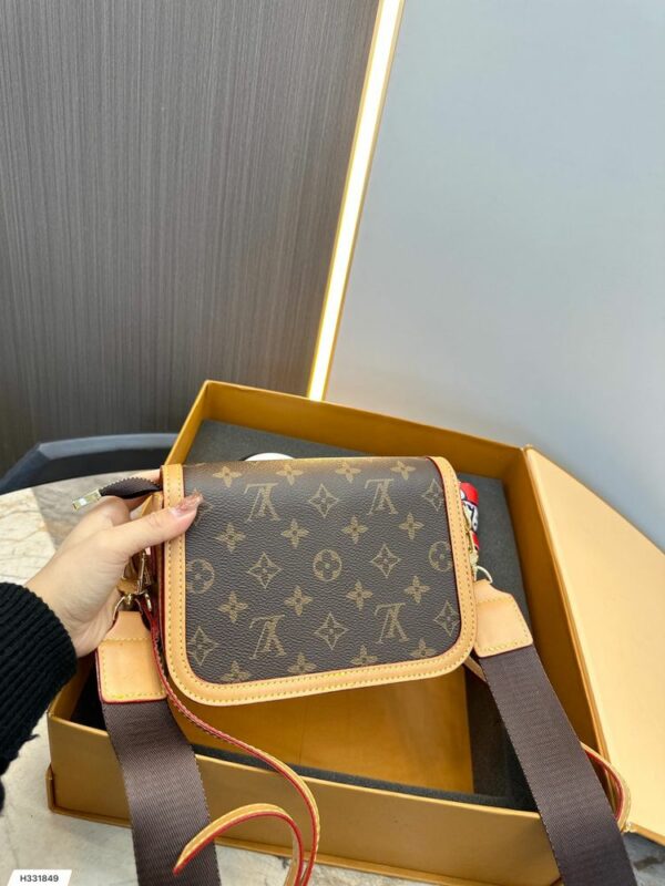 New Arrival LV Handbag L582