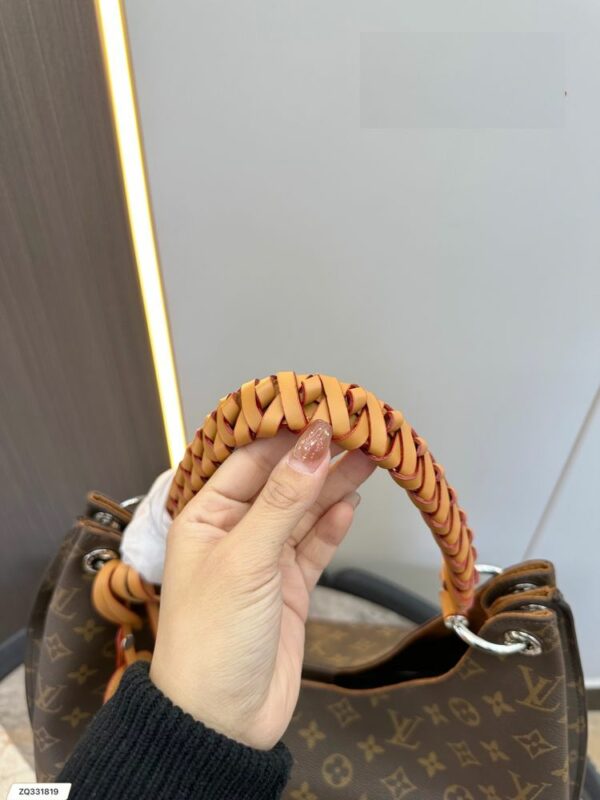 New Arrival LV Handbag L574