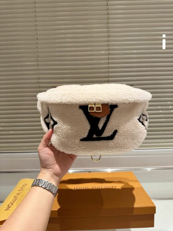 New Arrival LV Handbag L569