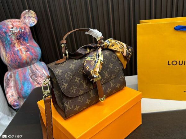 New Arrival LV Handbag L557
