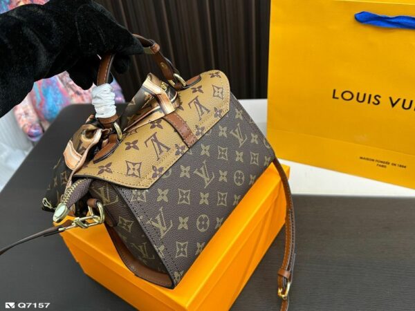 New Arrival LV Handbag L557