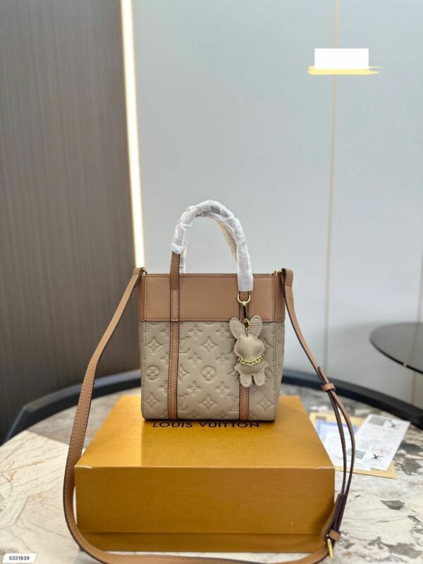 New Arrival LV Handbag L550