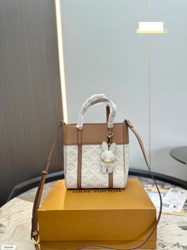 New Arrival LV Handbag L550