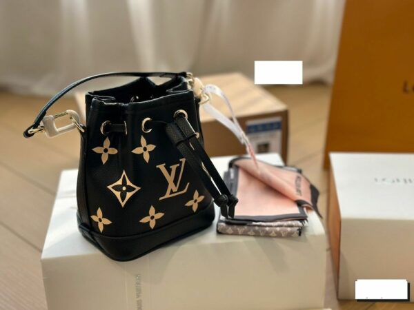 New Arrival LV Handbag L546